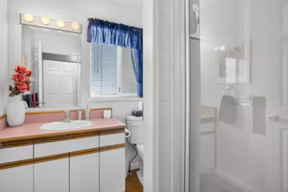 Powder Room Photo of 12398 233 Street, Maple Ridge, BC