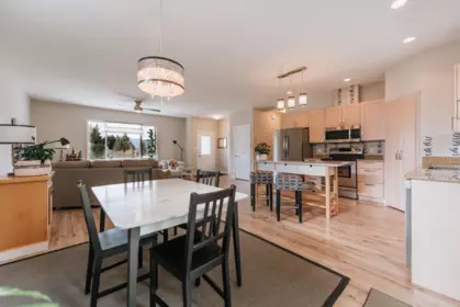6222 Sitka Road, Sechelt, BC, Sechelt — Single Family Residence for sale