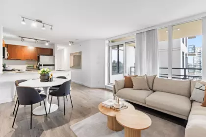 Living Room Photo of 916 9171 Ferndale Road, Richmond, BC