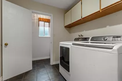 Guest Bathroom Photo of 2833 Gardner Place, Abbotsford, BC