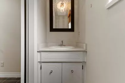 Powder Room Photo of 2833 Gardner Place, Abbotsford, BC