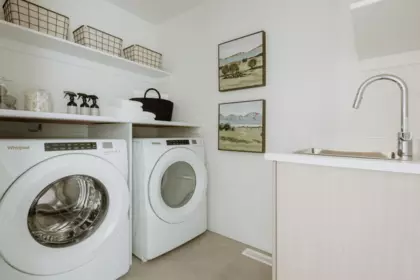 Walk-In Closet Photo of 2464 Alder Way, Tsawwassen, BC