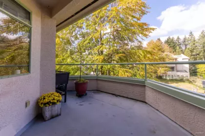 Loft / Bonus Room Photo of 419 6735 Station Hill Court, Burnaby, BC