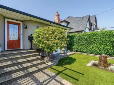 1707 Nanaimo Street, New Westminster, BC, New westminster — Single Family Residence for sale
