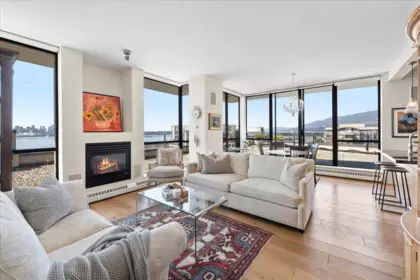 PH2 124 W 1st Street, North Vancouver, BC, North vancouver — Apartment/Condo for sale