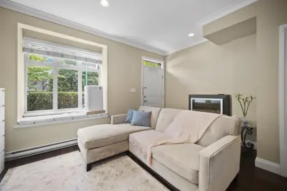 103 5588 Patterson Avenue, Burnaby, BC, Burnaby — Apartment/Condo for sale