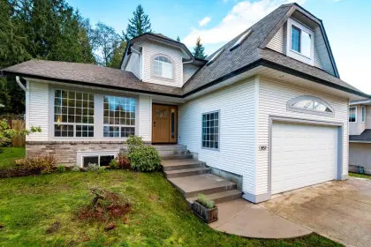 851 Inglis Road, Gibsons, BC, Gibsons — Single Family Residence for sale