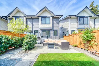 2146 128 Street, Surrey, BC, Surrey — Half Duplex for sale