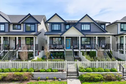 2146 128 Street, Surrey, BC, Surrey — Half Duplex for sale