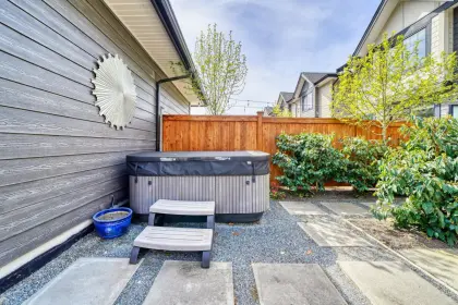 2146 128 Street, Surrey, BC, Surrey — Half Duplex for sale