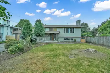 9161 Hazel Street, Chilliwack, BC, Chilliwack — Single Family Residence for sale