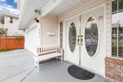 3674 Newcastle Drive, Abbotsford, BC, Abbotsford — Single Family Residence for sale