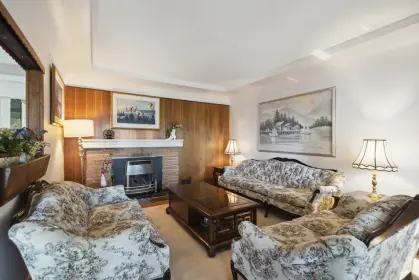1026 W Keith Road, North Vancouver, BC, North vancouver — Single Family Residence for sale