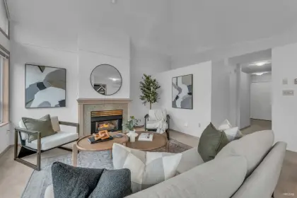 312 3721 Delbrook Avenue, North Vancouver, BC, North vancouver — Apartment/Condo for sale