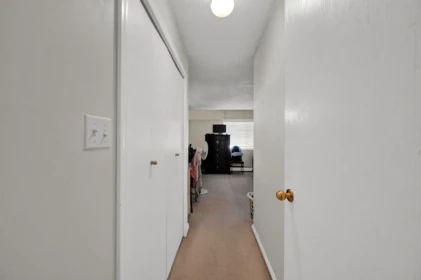 Guest Bathroom Photo of 549 E 57th Avenue, Vancouver, BC