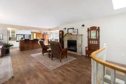 4520 Capilano Road, North Vancouver, BC, North vancouver — Single Family Residence for sale