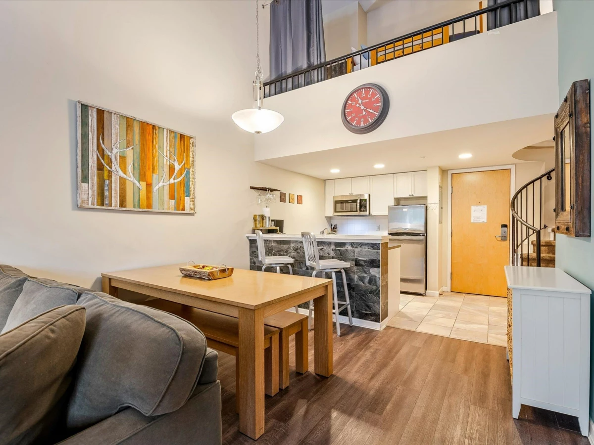 Breakfast Nook Photo of 323 4338 Main Street, Whistler, BC