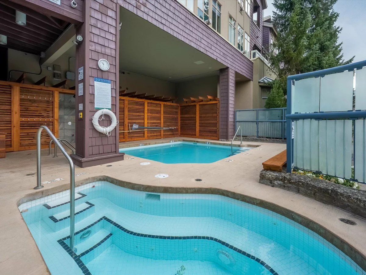 Entry Foyer Photo of 323 4338 Main Street, Whistler, BC