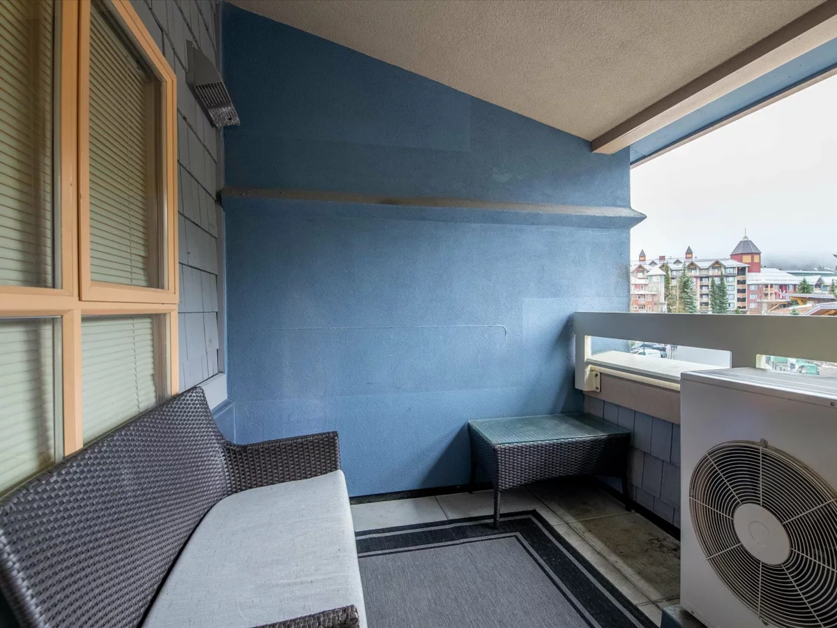 Kitchen Photo of 323 4338 Main Street, Whistler, BC