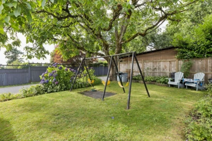 Hot Tub / Spa Photo of 1617 W Grand Boulevard, North Vancouver, BC