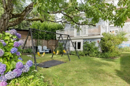 Outdoor Kitchen Photo of 1617 W Grand Boulevard, North Vancouver, BC