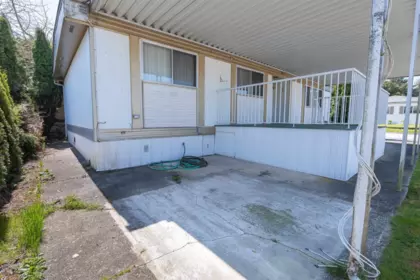 15 1840 160 Street, Surrey, BC, Surrey — Manufactured Home for sale