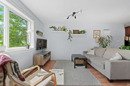 A201 40100 Willow Crescent, Squamish, BC, Squamish — Apartment/Condo for sale