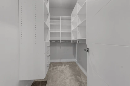 Basement Recreation Room Photo of 17163 0a Avenue, Surrey, BC