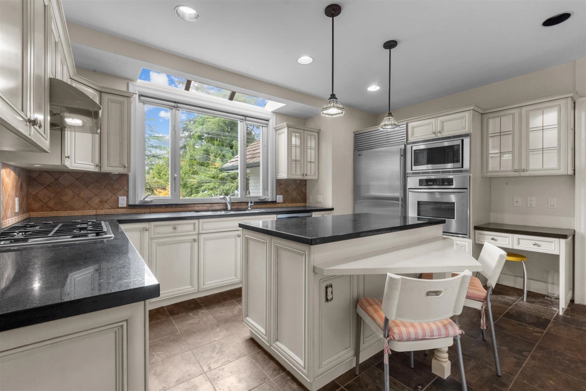 Primary Bathroom Photo of 4637 Angus Drive, Vancouver, BC