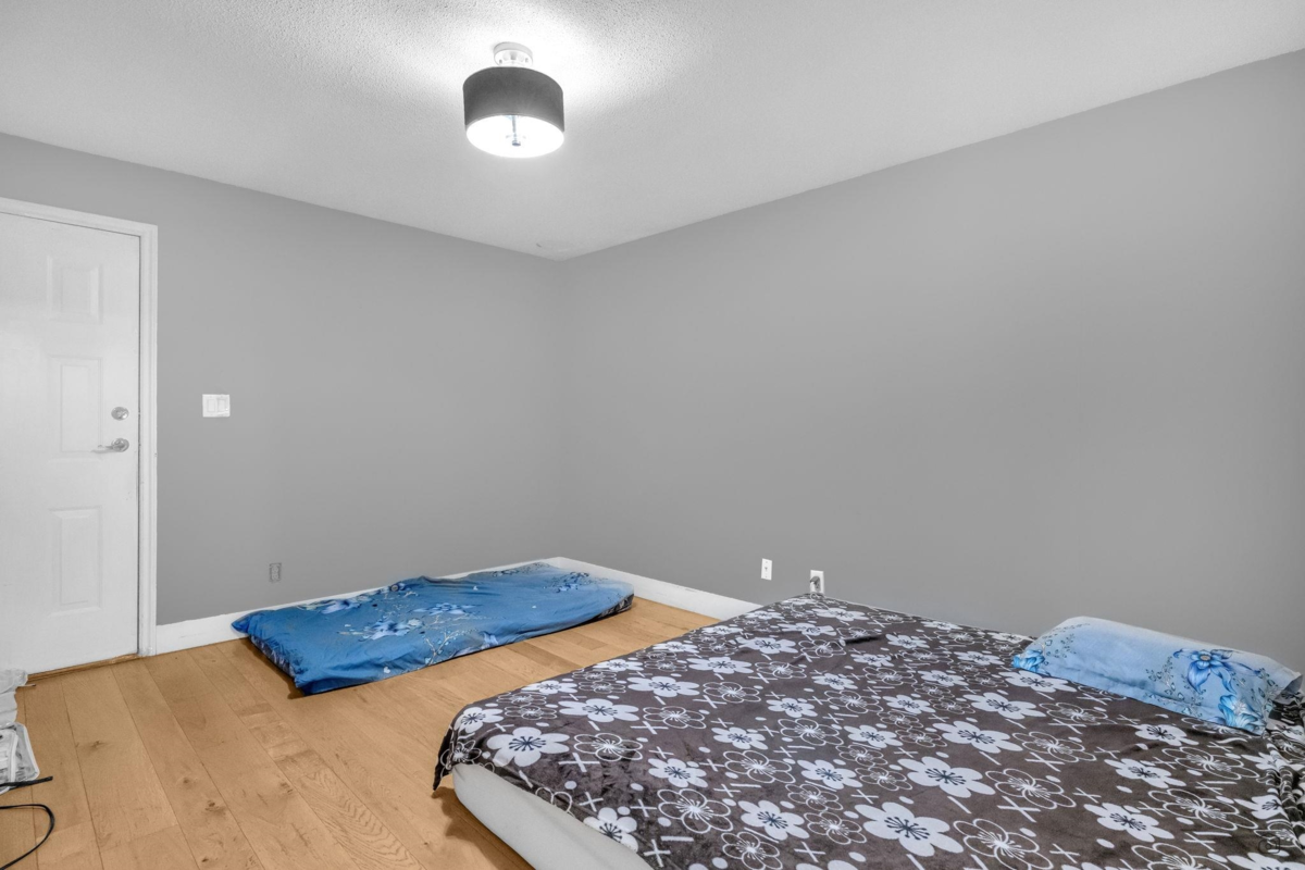 Laundry Room Photo of 12954 61 Avenue, Surrey, BC