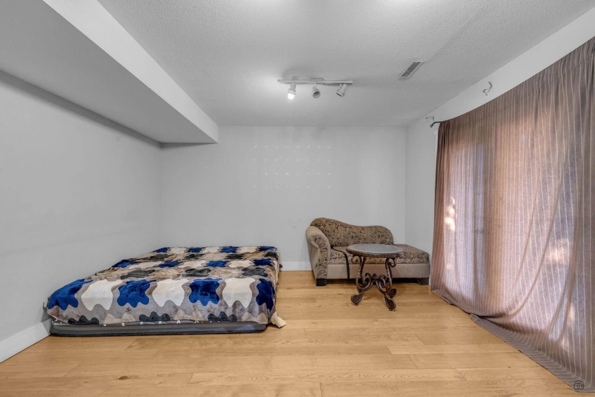 Office / Den Photo of 12954 61 Avenue, Surrey, BC