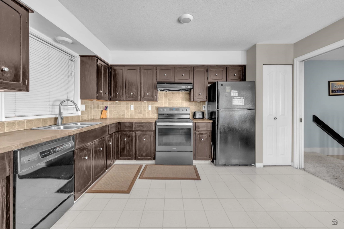 Pantry Photo of 12954 61 Avenue, Surrey, BC