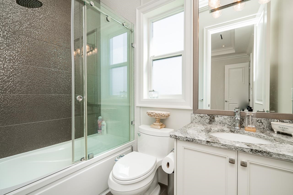 Front Yard Photo of 4980 Pendlebury Road, Richmond, BC