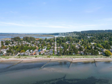 2824 O'hara Lane, Surrey, BC, Surrey — Single Family Residence for sale