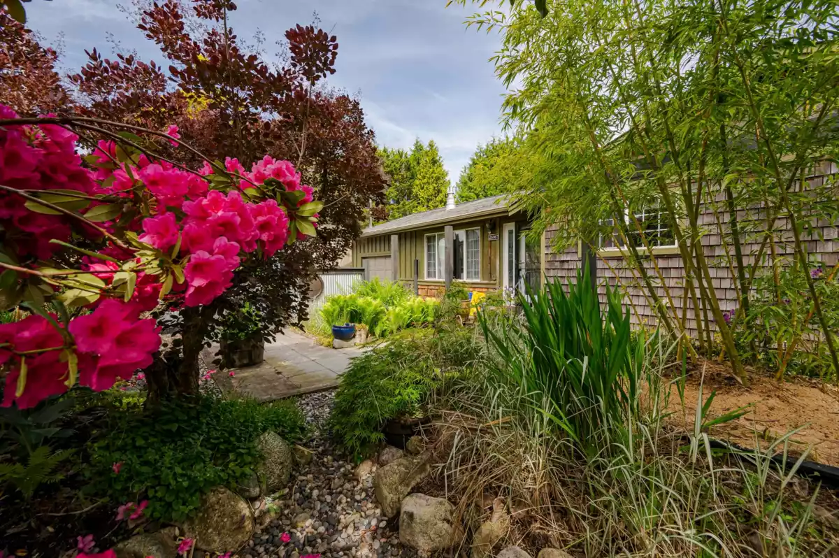 Family Room Photo of 26967 28 Avenue, Langley, BC