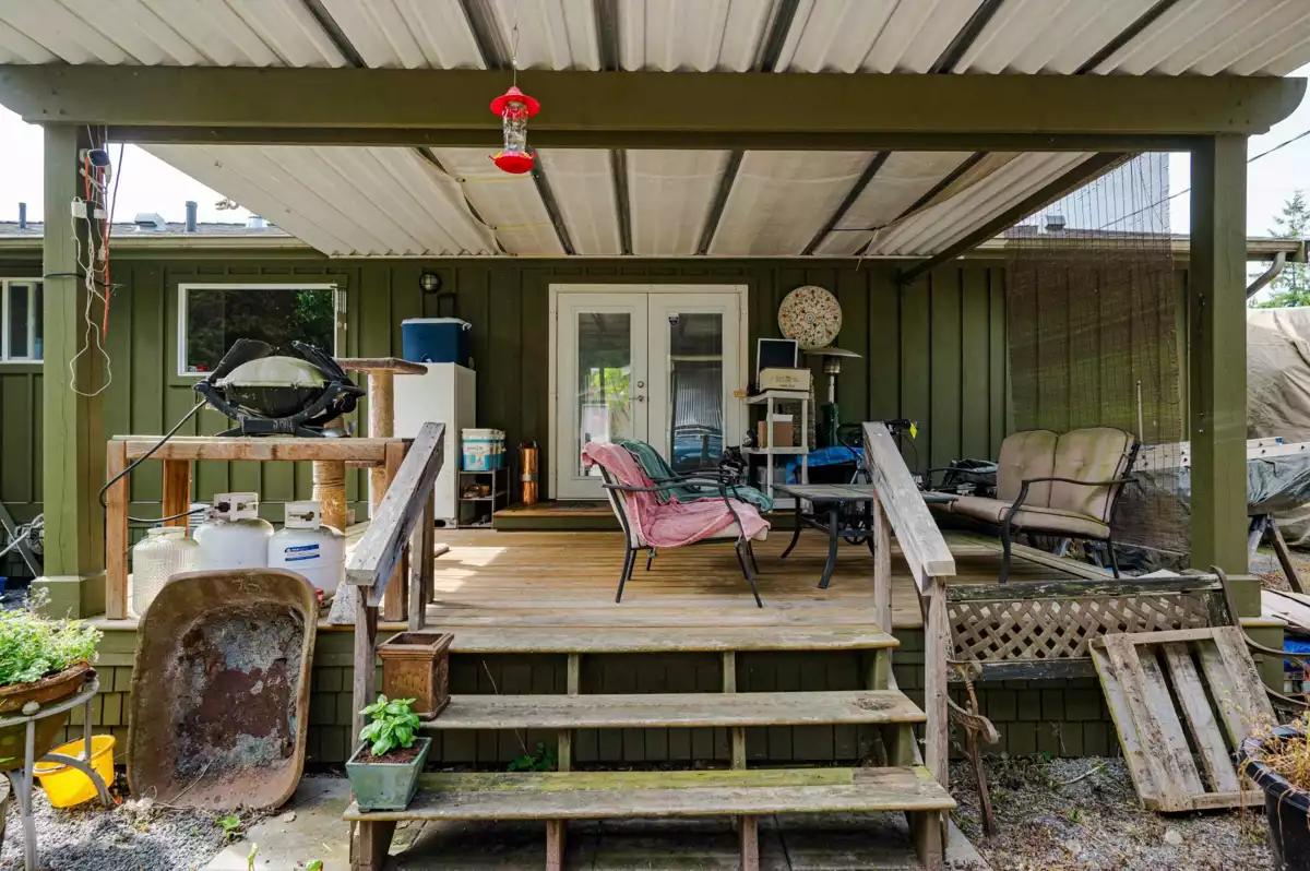 Garage Interior Photo of 26967 28 Avenue, Langley, BC