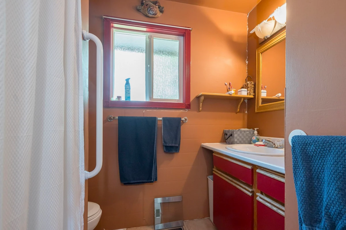 Mudroom Photo of 26967 28 Avenue, Langley, BC