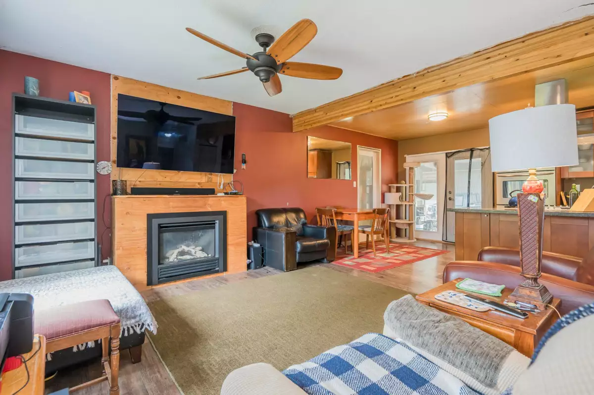 Primary Bedroom Photo of 26967 28 Avenue, Langley, BC