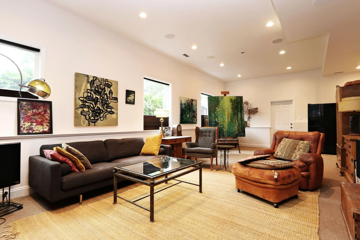 Entry Foyer Photo of 6 50354 Adelaide Place, Chilliwack, BC