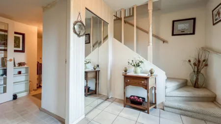 5691 Forsyth Crescent, Richmond, BC, Richmond — Single Family Residence for sale