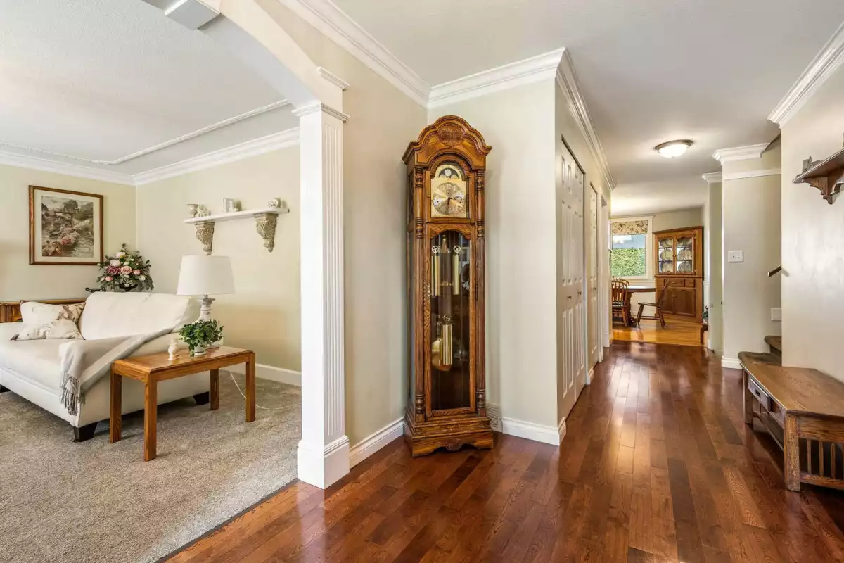 Dining Area Photo of 2822 Gardner Place, Abbotsford, BC