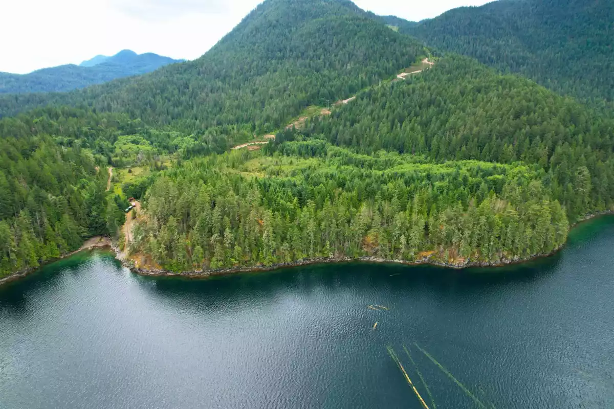 Guest Bathroom Photo of DL 2732 Vanguard Bay, Nelson Island, BC