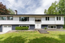 24991 100 Avenue, Maple Ridge, BC