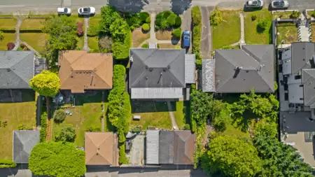4965 Pioneer Avenue, Burnaby, BC, Burnaby — Single Family Residence for sale