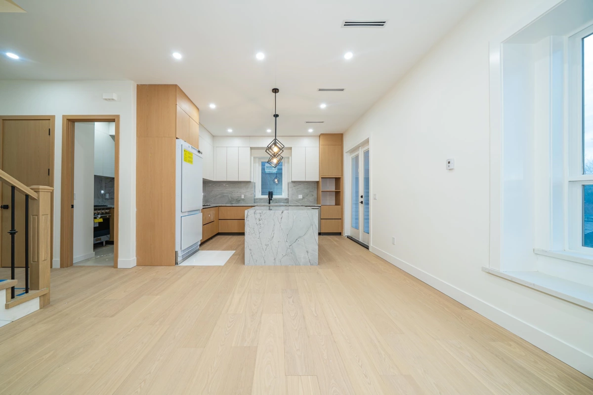 Bedroom 2 Photo of 1 5091 Buxton Street, Burnaby, BC