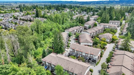 40 5888 144 Street, Surrey, BC, Surrey — Townhouse for sale