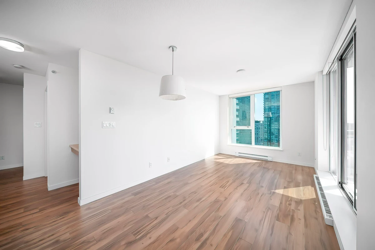 Dining Area Photo of 2309 13325 102a Avenue, Surrey, BC