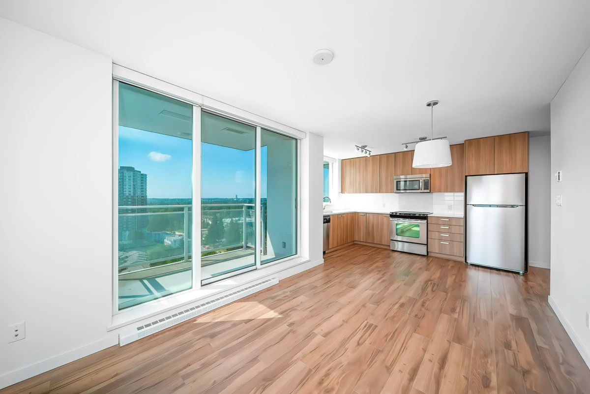 Living Room Photo of 2309 13325 102a Avenue, Surrey, BC