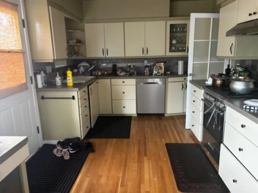 Kitchen Island Photo of 9678 Princess Drive, Surrey, BC