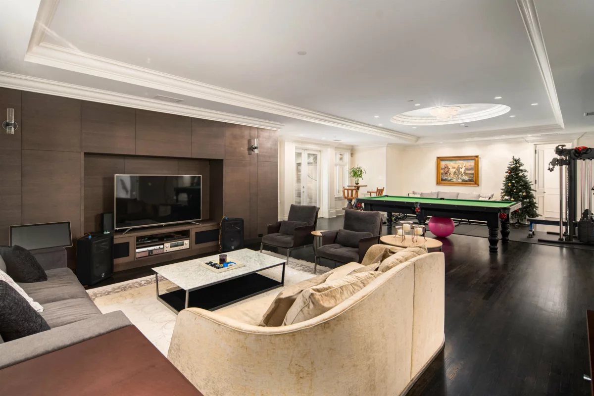 Entry Foyer Photo of 3988 Angus Drive, Vancouver, BC